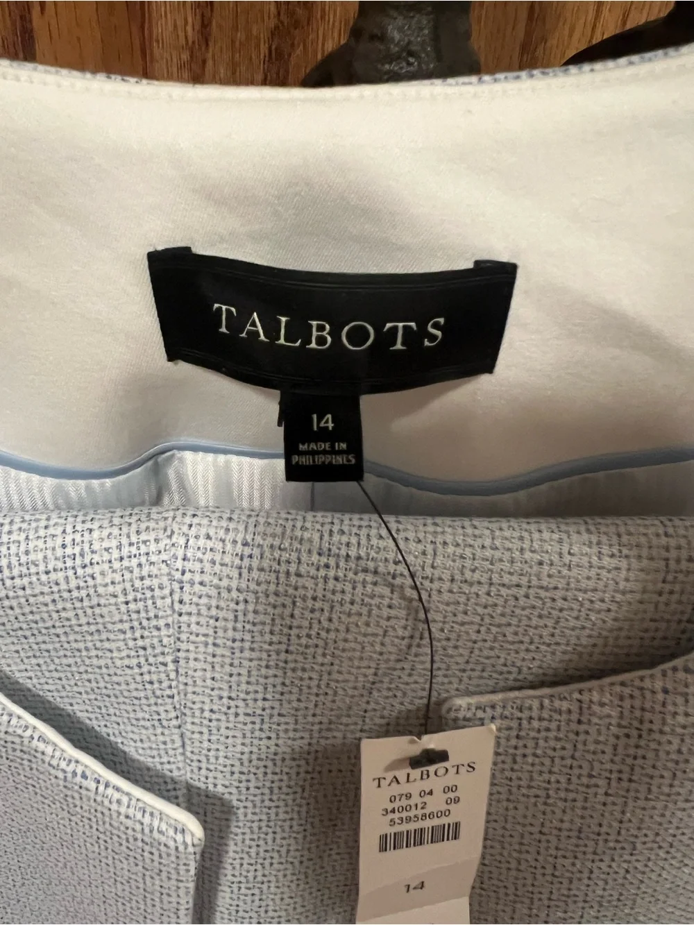 Talbots Pale Blue Collarless lightweight Tweed Blazer and Slim Ankle Pants (14)